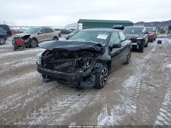 1HGCR3F89HA014794 2017 HONDA ACCORD - Image 2