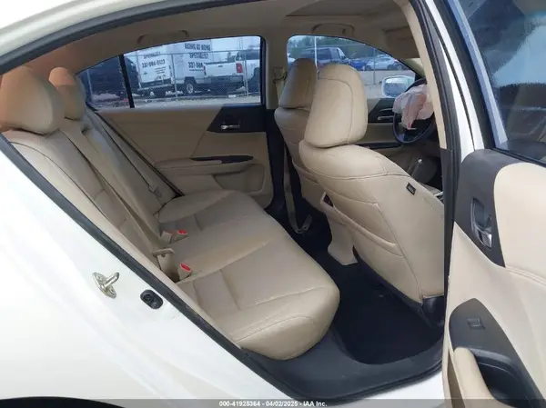 1HGCR3F89HA023124 2017 HONDA ACCORD - Image 8