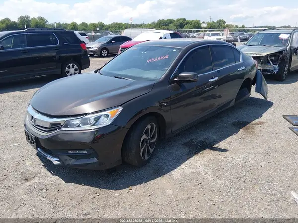 1HGCR3F89HA026671 2017 HONDA ACCORD - Image 2