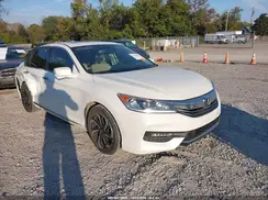 1HGCR3F89HA028422 2017 HONDA ACCORD
