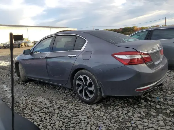 1HGCR3F89HA029389 2017 HONDA ACCORD - Image 2