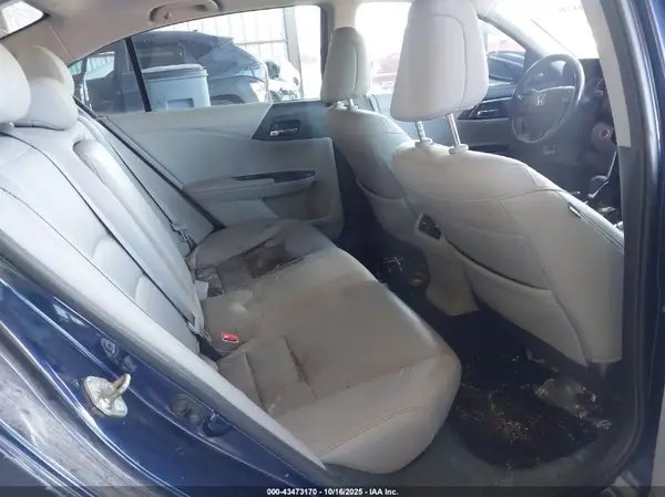 1HGCR3F89HA033345 2017 HONDA ACCORD - Image 8