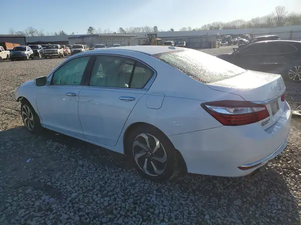 1HGCR3F89HA034026 2017 HONDA ACCORD - Image 2