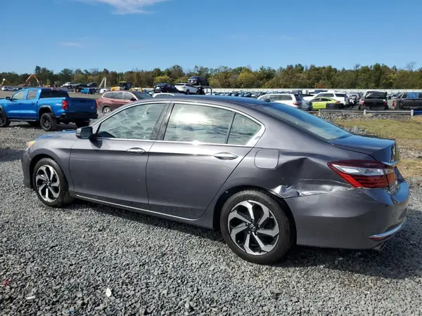 1HGCR3F89HA037752 2017 HONDA ACCORD - Image 2