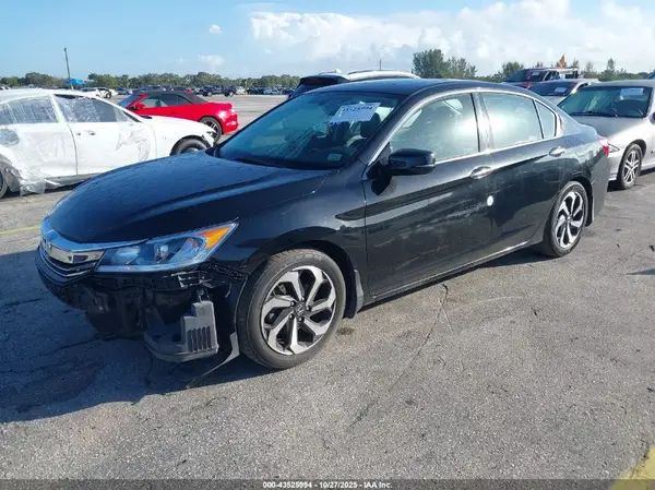 1HGCR3F89HA038478 2017 HONDA ACCORD - Image 2