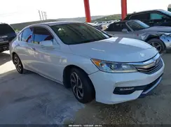 1HGCR3F8XGA005732 2016 HONDA ACCORD