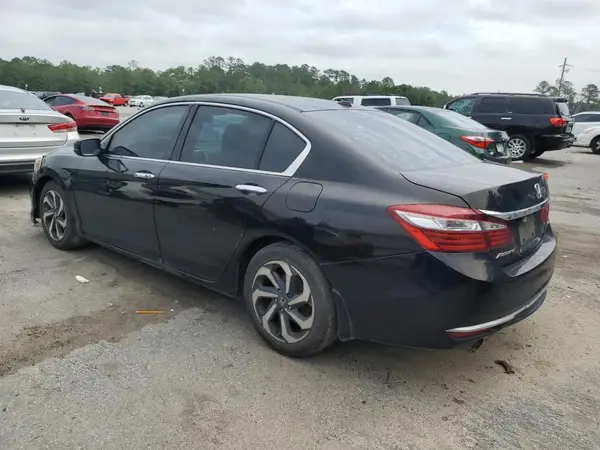 1HGCR3F8XGA015628 2016 HONDA ACCORD - Image 2