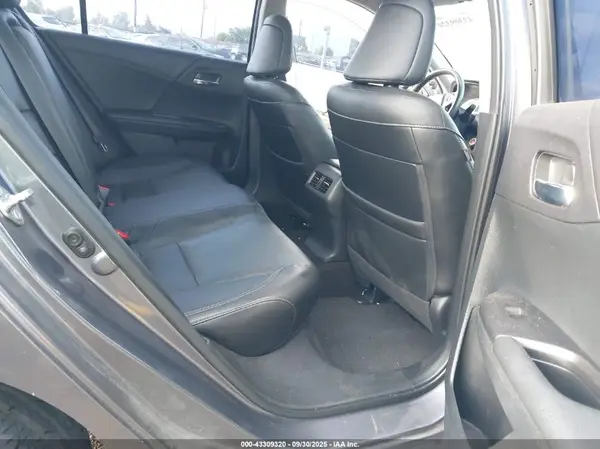 1HGCR3F8XGA019646 2016 HONDA ACCORD - Image 8