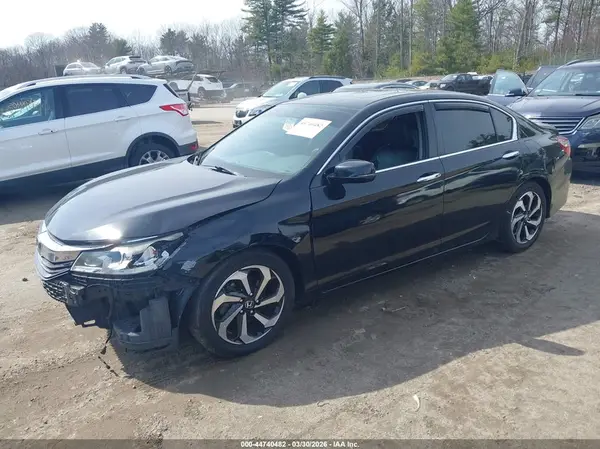 1HGCR3F8XGA025883 2016 HONDA ACCORD - Image 2