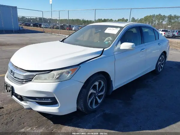 1HGCR3F8XGA028329 2016 HONDA ACCORD - Image 2