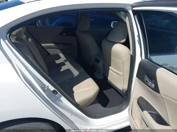 1HGCR3F8XGA031330 2016 HONDA ACCORD - Image 8