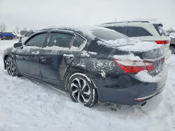 1HGCR3F8XGA800313 2016 HONDA ACCORD - Image 2