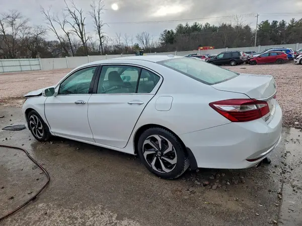 1HGCR3F8XHA003433 2017 HONDA ACCORD - Image 2