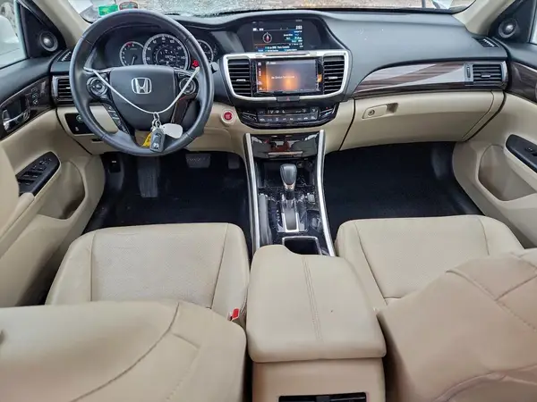 1HGCR3F8XHA003433 2017 HONDA ACCORD - Image 8
