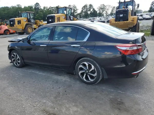 1HGCR3F8XHA008809 2017 HONDA ACCORD - Image 2