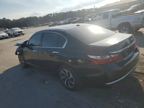 1HGCR3F8XHA008843 2017 HONDA ACCORD - Image 2