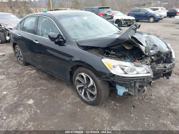 1HGCR3F8XHA011256 2017 HONDA ACCORD - Image 1