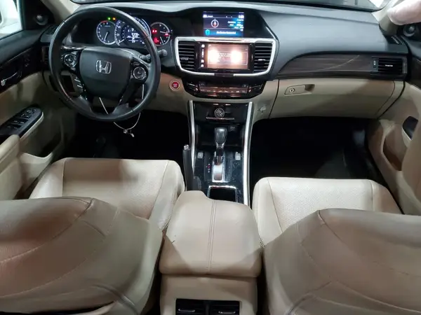 1HGCR3F8XHA020197 2017 HONDA ACCORD - Image 8