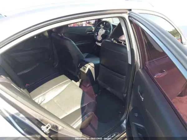 1HGCR3F8XHA024184 2017 HONDA ACCORD - Image 8