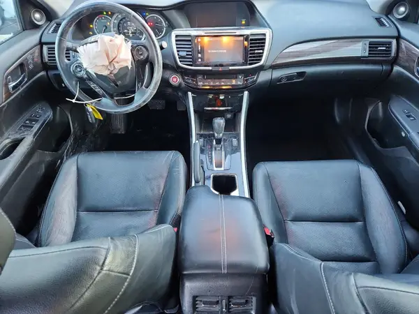 1HGCR3F8XHA026677 2017 HONDA ACCORD - Image 8