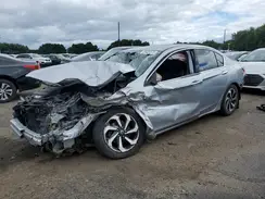 1HGCR3F8XHA029725 2017 HONDA ACCORD