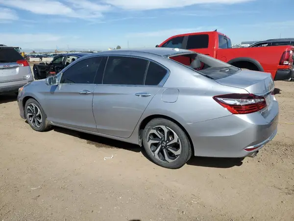 1HGCR3F8XHA033662 2017 HONDA ACCORD - Image 2