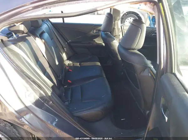1HGCR3F8XHA034133 2017 HONDA ACCORD - Image 8