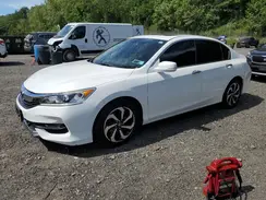 1HGCR3F8XHA035525 2017 HONDA ACCORD