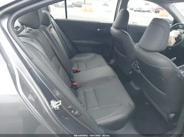 1HGCR3F8XHA037291 2017 HONDA ACCORD - Image 8