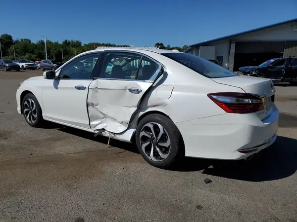 1HGCR3F8XHA039977 2017 HONDA ACCORD - Image 2