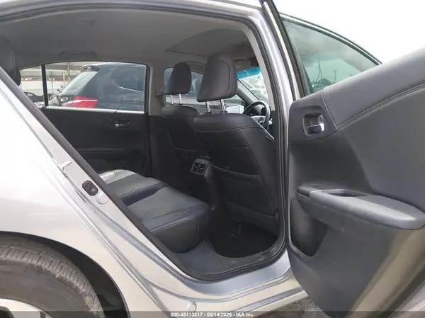 1HGCR3F8XHA041745 2017 HONDA ACCORD - Image 8