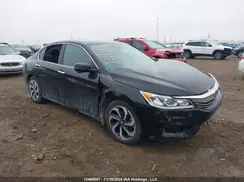 1HGCR3F8XHA800121 2017 HONDA ACCORD