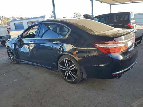 1HGCR3F90GA011824 2016 HONDA ACCORD - Image 2