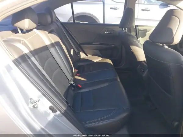 1HGCR3F90GA018126 2016 HONDA ACCORD - Image 8