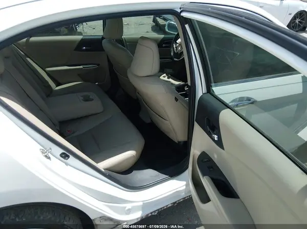 1HGCR3F90GA030275 2016 HONDA ACCORD - Image 8