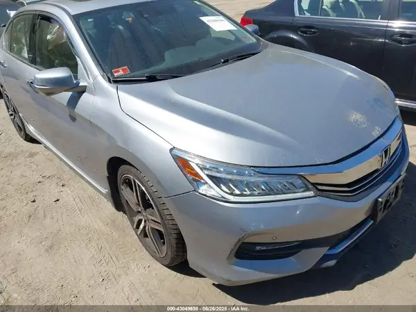 1HGCR3F90GA031930 2016 HONDA ACCORD - Image 1