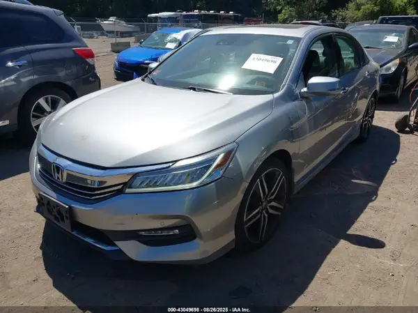 1HGCR3F90GA031930 2016 HONDA ACCORD - Image 2