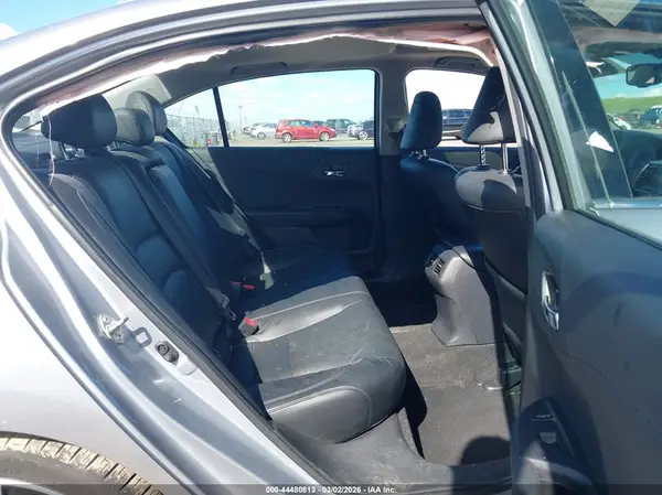 1HGCR3F90HA000114 2017 HONDA ACCORD - Image 8