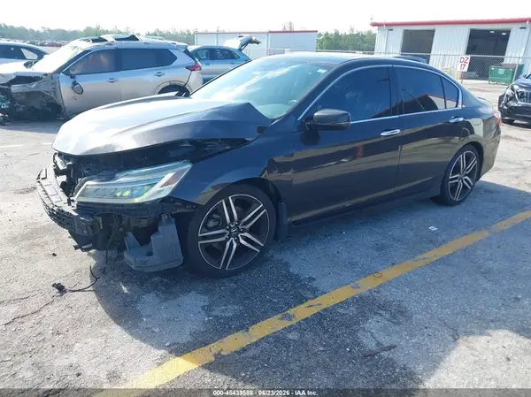 1HGCR3F90HA005443 2017 HONDA ACCORD - Image 2