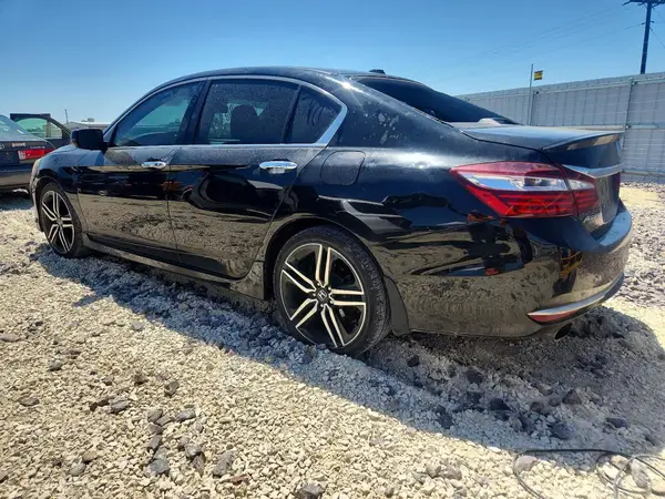 1HGCR3F90HA008312 2017 HONDA ACCORD - Image 2