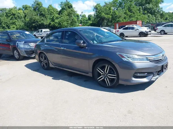 1HGCR3F90HA015924 2017 HONDA ACCORD - Image 1