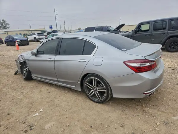1HGCR3F90HA023120 2017 HONDA ACCORD - Image 2
