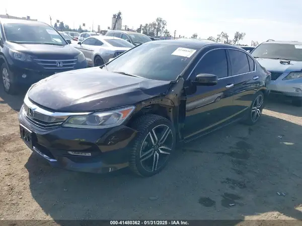1HGCR3F90HA033386 2017 HONDA ACCORD - Image 2