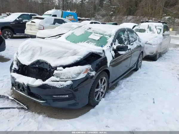 1HGCR3F91GA010956 2016 HONDA ACCORD - Image 2