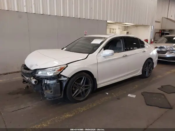 1HGCR3F91GA013744 2016 HONDA ACCORD - Image 2