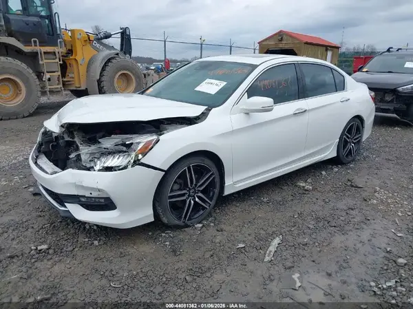 1HGCR3F91GA032469 2016 HONDA ACCORD - Image 2