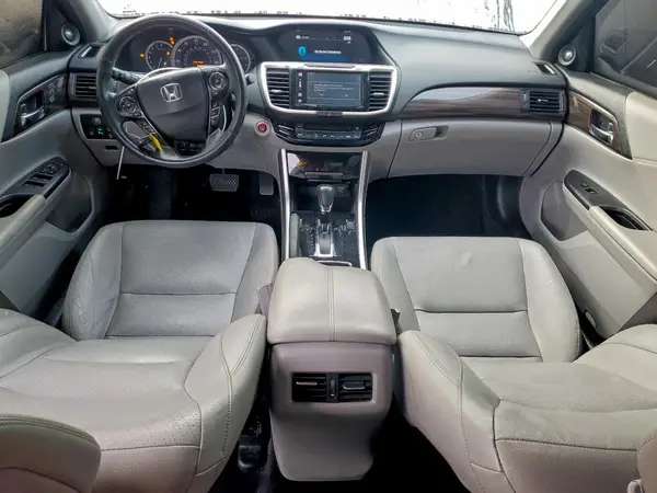 1HGCR3F91HA004429 2017 HONDA ACCORD - Image 8