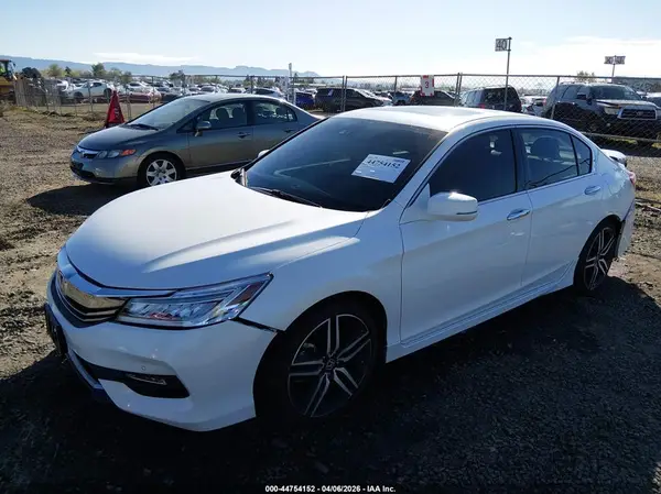 1HGCR3F91HA007170 2017 HONDA ACCORD - Image 2