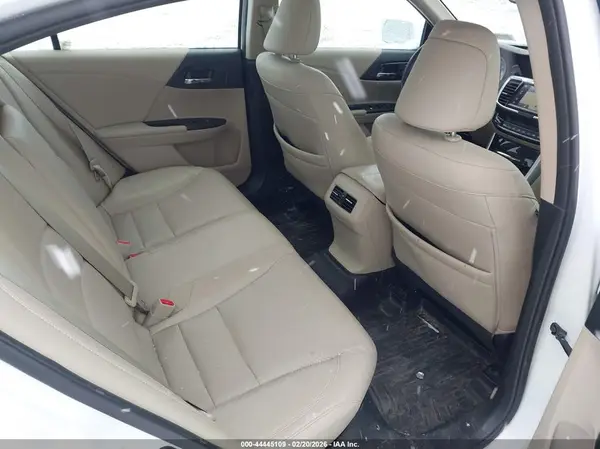 1HGCR3F91HA008044 2017 HONDA ACCORD - Image 8