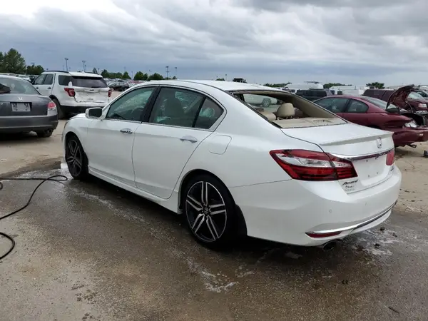1HGCR3F91HA009968 2017 HONDA ACCORD - Image 2